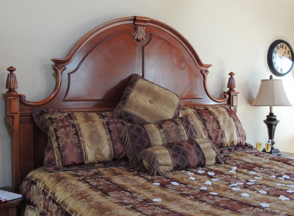 Donna'S Premier Lodging Villa Berlin Luaran gambar